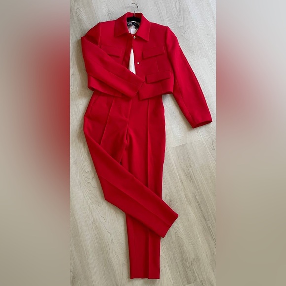 ZARA red suit - Picture 4 of 8